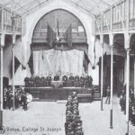 La salle vitrée (proclamation des résultats, début du 20e siècle)